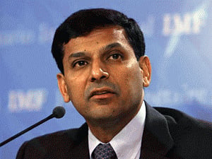 Fall in public, private investment major concern: Rajan