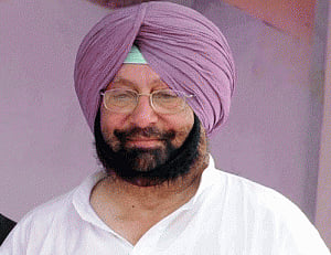 Badal, Amarinder spar over Punjab incidents