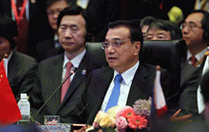 China to boost consumer services to shore up growth