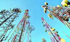 Idea inks pact to buy Videocon spectrum in Guj, UP for Rs 3,310 cr