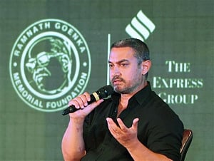 No intention of leaving country, proud to be Indian: Aamir
