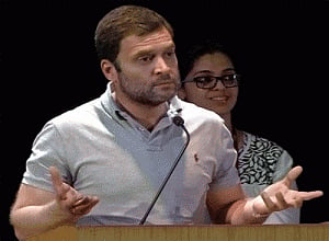 Rahul faces embarassing moments in Bengaluru college