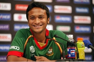 Bangladesh's Shakib banned for abusing umpire