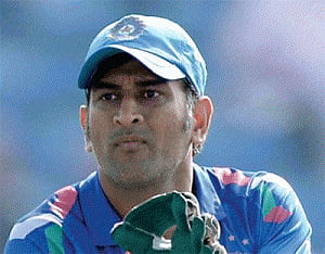 Dhoni to play charitable golf event in US