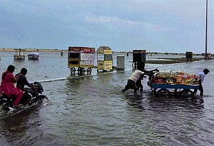 Army, Navy and Air Force rescue stranded people in Chennai