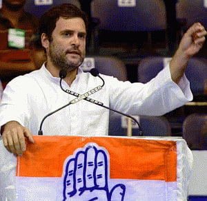 Modi govt deliberately weakening labour laws: Rahul