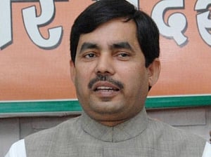 Sonia, Rahul should face the law: Shahnawaz