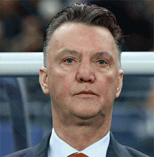 Manager van Gaal wants Man U fans to lower expectations