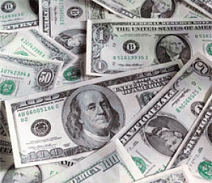 US dollar rises