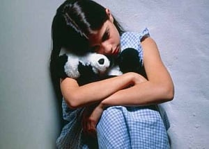 Childhood family breakups hit girls' health harder