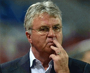 Guus Hiddink in london to negotiate with Chelsea