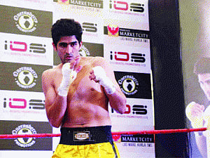Rampant Vijender delivers hat-trick of knockout wins