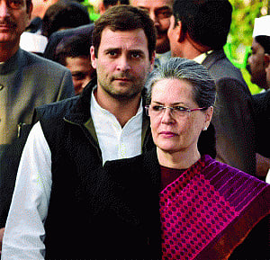 Gandhis get bail within minutes