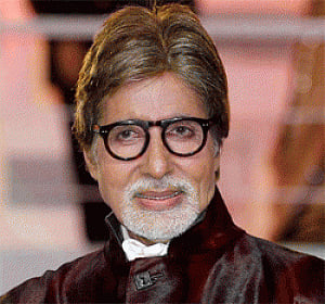 Selfie denotes a peculiar intimacy: Big B
