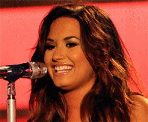 Demi lovato loving vacation with her 'boys'
