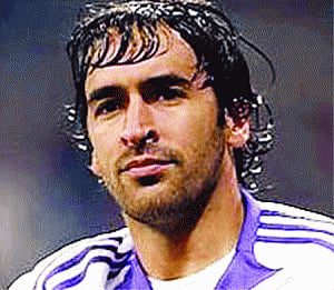 'Eterno capitan' Raul retires