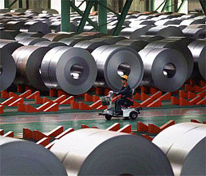 China's industrial profit decline