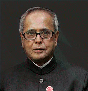 Growth should improve standards of all: President
