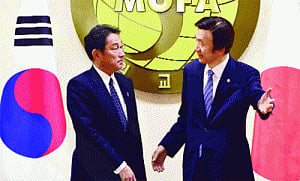 S Korea, Japan strike deal on 'comfort women'