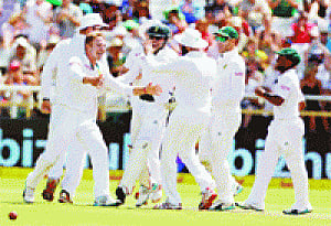 Ramdin leads Windies fightback on Day 1