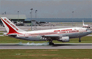 Security stepped up at airports in wake of hijack alert