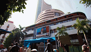 Bloodbath on Dalal Street; Sensex tanks 855 pts on Greece woes