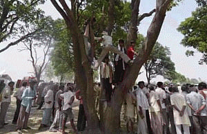 Constable arrested in Badaun gangrape case