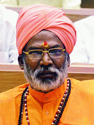 Sakshi Maharaj kicks up row again