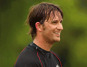 Shane Bond appointed Mumbai Indians bowling coach