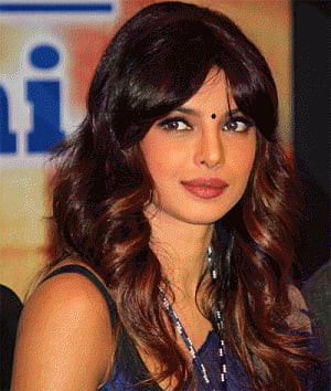 'Adventurous' Priyanka gets short haircut