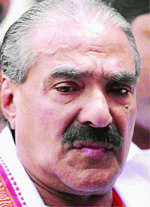 Voice tape out: Kerala bar bribe scam deepens