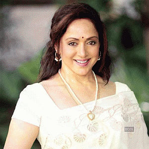 Babul Supriyo woos Hema Malini to sing in Bengali