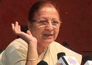 Speakers must see that political differences do not hit dev.:  Mahajan