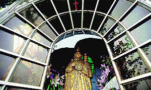 Delhi church broken in, ransacked