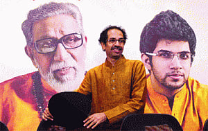 AAP tsunami mightier than wave: Uddhav