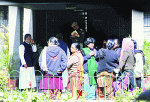 Convent school burgled by masked men
