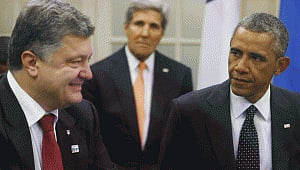 Obama tells Poroshenko of 'deep concern' over Ukraine violence