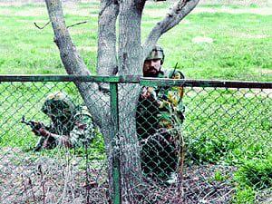 CRPF plans slew of sops for jawans posted in Naxal dens