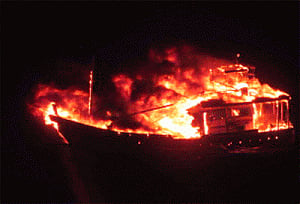 Coast Guard official's boat claim contradicts Indian govt: Pak