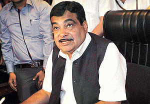 Rs 10 lakh cr investment in highways, shipping by 2019:Gadkari