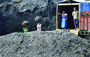 Govt expects reverse bidding windfall of coal blocks at Rs37,000 cr