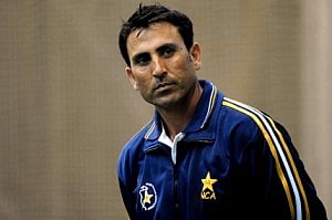 Fake twitter account creates confusion on Younis future