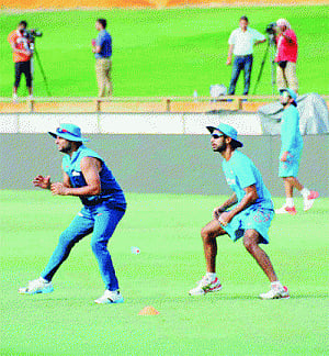 At 37 degrees, India field the heat