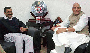 Kejriwal meets Home Minister Rajnath Singh