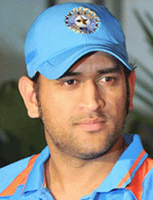 Bowlers have really stepped up: Dhoni