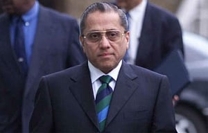 Dalmiya returns as BCCI Prez, Anurag Thakur new Secretary