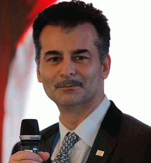 Obama names Indian American investor as IMF director