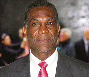 Windies batsmen should start using their brains: Holding