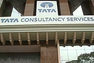 TCS shares fall over 3% on disappointing Q4 outlook