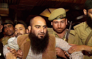 Oppn ruckus in lS over separatist leader's release by J&K govt
